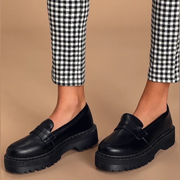 Lulu’s Maysie Black Flatform Loafers - Picture 4 of 6